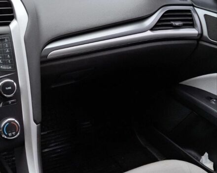 Сірий Форд Фьюжен, об'ємом двигуна 2.5 л та пробігом 198 тис. км за 9800 $, фото 7 на Automoto.ua