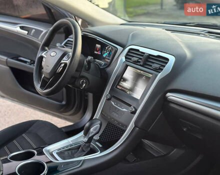 Сірий Форд Фьюжен, об'ємом двигуна 1.5 л та пробігом 250 тис. км за 7600 $, фото 28 на Automoto.ua