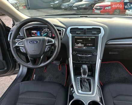 Сірий Форд Фьюжен, об'ємом двигуна 1.5 л та пробігом 250 тис. км за 7600 $, фото 26 на Automoto.ua