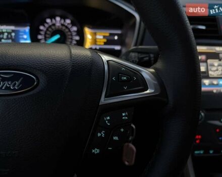 Серый Форд Фьюжн, объемом двигателя 1.6 л и пробегом 223 тыс. км за 9990 $, фото 23 на Automoto.ua