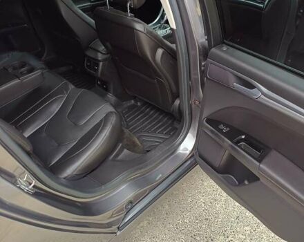 Сірий Форд Фьюжен, об'ємом двигуна 2 л та пробігом 231 тис. км за 10900 $, фото 33 на Automoto.ua