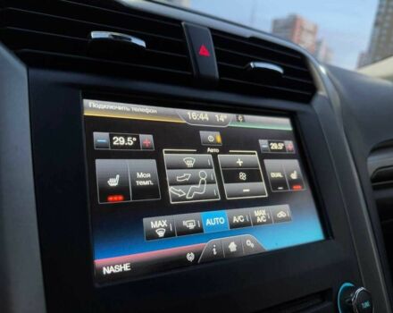 Сірий Форд Фьюжен, об'ємом двигуна 0 л та пробігом 223 тис. км за 9990 $, фото 21 на Automoto.ua