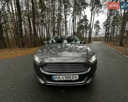 Сірий Форд Фьюжен, об'ємом двигуна 2 л та пробігом 250 тис. км за 7400 $, фото 10 на Automoto.ua