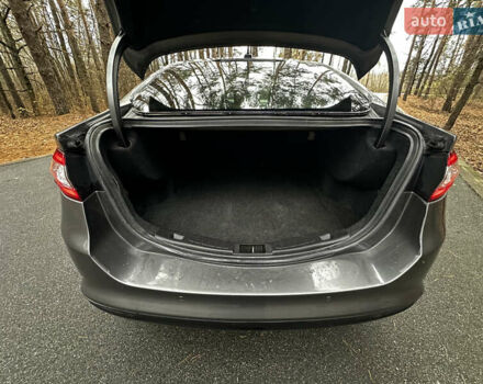 Сірий Форд Фьюжен, об'ємом двигуна 2 л та пробігом 250 тис. км за 7400 $, фото 28 на Automoto.ua