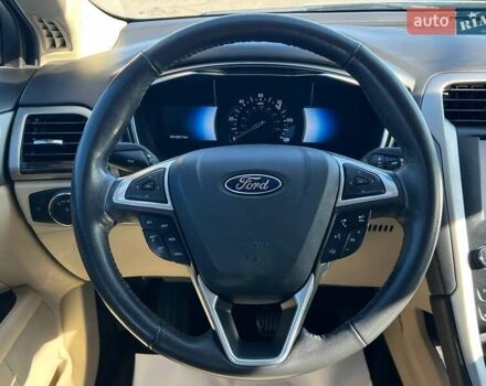 Серый Форд Фьюжн, объемом двигателя 2 л и пробегом 181 тыс. км за 11499 $, фото 11 на Automoto.ua