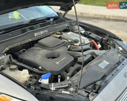 Серый Форд Фьюжн, объемом двигателя 2 л и пробегом 244 тыс. км за 9999 $, фото 25 на Automoto.ua