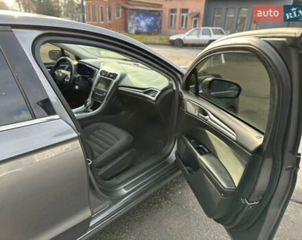 Серый Форд Фьюжн, объемом двигателя 2 л и пробегом 244 тыс. км за 9650 $, фото 9 на Automoto.ua