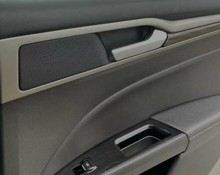 Сірий Форд Фьюжен, об'ємом двигуна 2 л та пробігом 158 тис. км за 10900 $, фото 11 на Automoto.ua