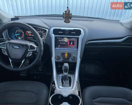 Сірий Форд Фьюжен, об'ємом двигуна 2.49 л та пробігом 211 тис. км за 9200 $, фото 1 на Automoto.ua