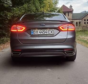 Форд Фьюжн 2013 в Хмельницком на Automoto.ua Серый Форд Фьюжн, объемом двигателя 2 л и пробегом 151 тыс. км за 11500 $, фото 3 на Automoto.ua