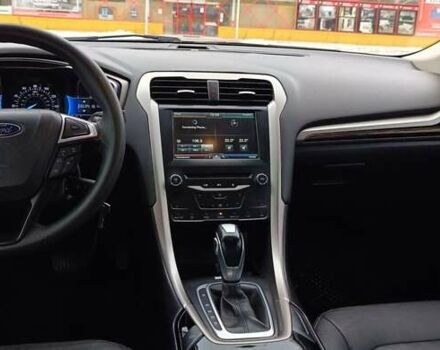 Сірий Форд Фьюжен, об'ємом двигуна 1.5 л та пробігом 242 тис. км за 8000 $, фото 1 на Automoto.ua