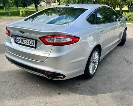 Форд Фьюжн 2013 в Дубно на Automoto.ua Серый Форд Фьюжн, объемом двигателя 2 л и пробегом 190 тыс. км за 8500 $, фото 4 на Automoto.ua