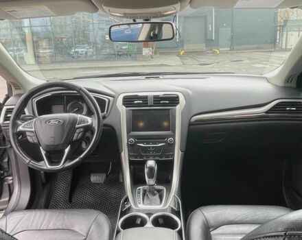 Сірий Форд Фьюжен, об'ємом двигуна 2 л та пробігом 167 тис. км за 9700 $, фото 3 на Automoto.ua