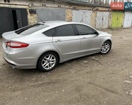 Сірий Форд Фьюжен, об'ємом двигуна 2.49 л та пробігом 225 тис. км за 8600 $, фото 13 на Automoto.ua