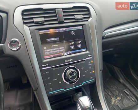 Серый Форд Фьюжн, объемом двигателя 2 л и пробегом 231 тыс. км за 11500 $, фото 14 на Automoto.ua