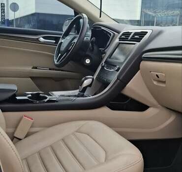 Серый Форд Фьюжн, объемом двигателя 2 л и пробегом 180 тыс. км за 10700 $, фото 9 на Automoto.ua