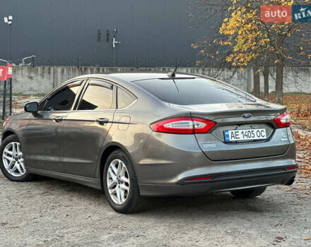 Сірий Форд Фьюжен, об'ємом двигуна 1.5 л та пробігом 250 тис. км за 7600 $, фото 5 на Automoto.ua
