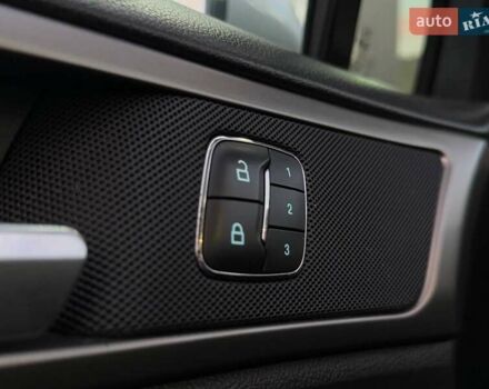 Серый Форд Фьюжн, объемом двигателя 1.6 л и пробегом 223 тыс. км за 9990 $, фото 17 на Automoto.ua