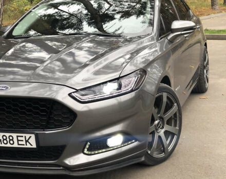 Сірий Форд Фьюжен, об'ємом двигуна 2 л та пробігом 220 тис. км за 12700 $, фото 8 на Automoto.ua