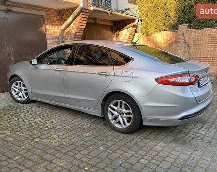 Серый Форд Фьюжн, объемом двигателя 1.6 л и пробегом 248 тыс. км за 9500 $, фото 4 на Automoto.ua