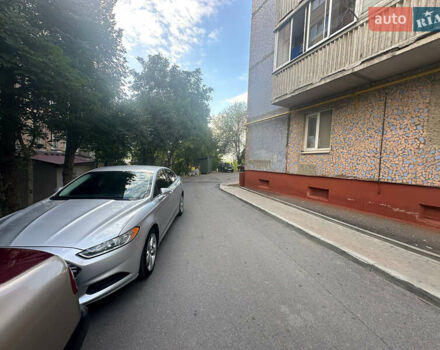Серый Форд Фьюжн, объемом двигателя 2.5 л и пробегом 221 тыс. км за 8700 $, фото 2 на Automoto.ua