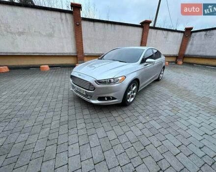Серый Форд Фьюжн, объемом двигателя 1.6 л и пробегом 255 тыс. км за 8499 $, фото 2 на Automoto.ua