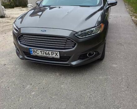 Сірий Форд Фьюжен, об'ємом двигуна 2 л та пробігом 231 тис. км за 10900 $, фото 2 на Automoto.ua