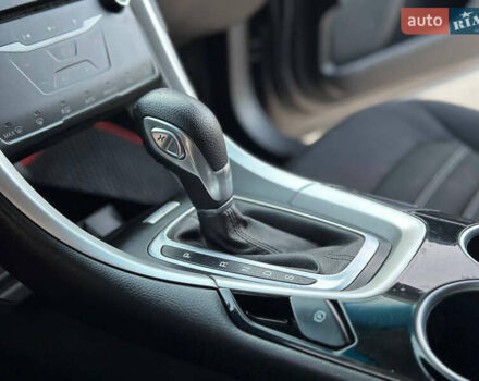 Сірий Форд Фьюжен, об'ємом двигуна 1.5 л та пробігом 250 тис. км за 7600 $, фото 15 на Automoto.ua