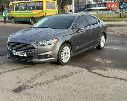 Серый Форд Фьюжн, объемом двигателя 2 л и пробегом 244 тыс. км за 9650 $, фото 1 на Automoto.ua