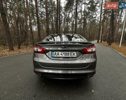 Сірий Форд Фьюжен, об'ємом двигуна 2 л та пробігом 250 тис. км за 7400 $, фото 3 на Automoto.ua