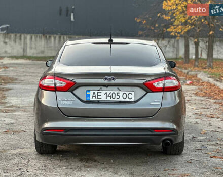 Сірий Форд Фьюжен, об'ємом двигуна 1.5 л та пробігом 250 тис. км за 7600 $, фото 4 на Automoto.ua