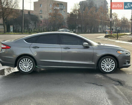 Серый Форд Фьюжн, объемом двигателя 2 л и пробегом 244 тыс. км за 9650 $, фото 3 на Automoto.ua