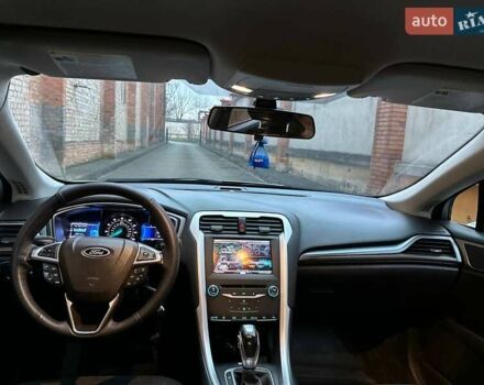 Серый Форд Фьюжн, объемом двигателя 1.6 л и пробегом 255 тыс. км за 8499 $, фото 42 на Automoto.ua