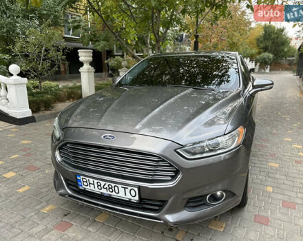 Серый Форд Фьюжн, объемом двигателя 1.6 л и пробегом 178 тыс. км за 9300 $, фото 6 на Automoto.ua