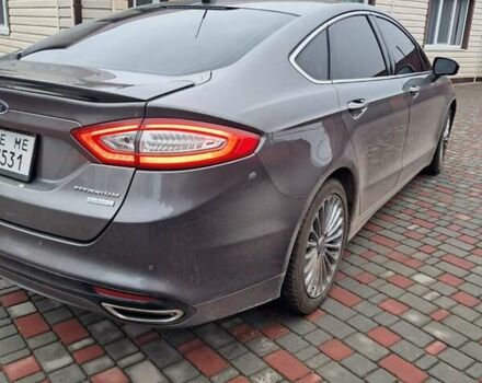 Сірий Форд Фьюжен, об'ємом двигуна 2 л та пробігом 186 тис. км за 12500 $, фото 5 на Automoto.ua