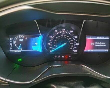 Сірий Форд Фьюжен, об'ємом двигуна 2 л та пробігом 120 тис. км за 10300 $, фото 5 на Automoto.ua