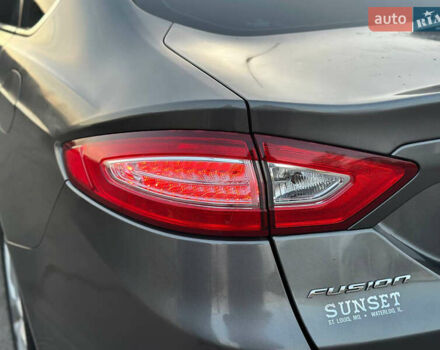 Сірий Форд Фьюжен, об'ємом двигуна 1.5 л та пробігом 250 тис. км за 7600 $, фото 32 на Automoto.ua