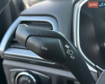 Сірий Форд Фьюжен, об'ємом двигуна 1.5 л та пробігом 250 тис. км за 7600 $, фото 23 на Automoto.ua
