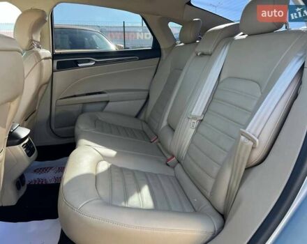 Серый Форд Фьюжн, объемом двигателя 2 л и пробегом 181 тыс. км за 11499 $, фото 18 на Automoto.ua