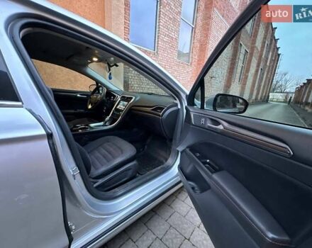 Серый Форд Фьюжн, объемом двигателя 1.6 л и пробегом 255 тыс. км за 8499 $, фото 39 на Automoto.ua