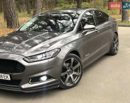 Сірий Форд Фьюжен, об'ємом двигуна 2 л та пробігом 220 тис. км за 12700 $, фото 6 на Automoto.ua