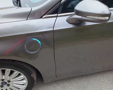 Сірий Форд Фьюжен, об'ємом двигуна 2 л та пробігом 231 тис. км за 10900 $, фото 10 на Automoto.ua