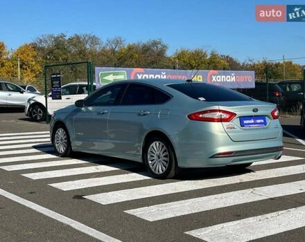 Серый Форд Фьюжн, объемом двигателя 2 л и пробегом 181 тыс. км за 11499 $, фото 6 на Automoto.ua