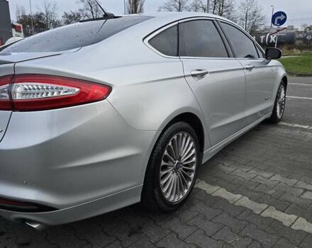 Серый Форд Фьюжн, объемом двигателя 2 л и пробегом 90 тыс. км за 12500 $, фото 4 на Automoto.ua