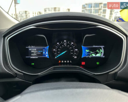 Серый Форд Фьюжн, объемом двигателя 2 л и пробегом 244 тыс. км за 9999 $, фото 26 на Automoto.ua