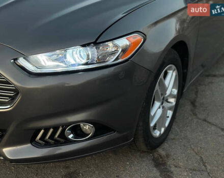 Сірий Форд Фьюжен, об'ємом двигуна 1.5 л та пробігом 250 тис. км за 7600 $, фото 34 на Automoto.ua