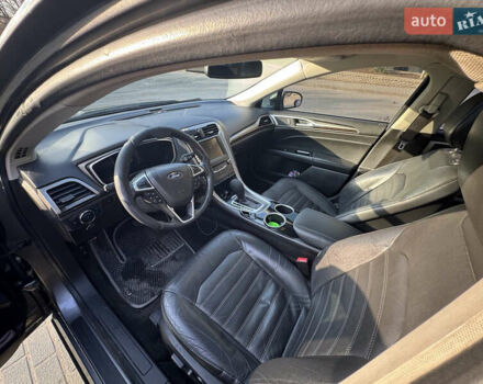 Сірий Форд Фьюжен, об'ємом двигуна 2 л та пробігом 248 тис. км за 9199 $, фото 10 на Automoto.ua