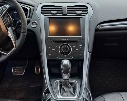 Сірий Форд Фьюжен, об'ємом двигуна 2 л та пробігом 186 тис. км за 12500 $, фото 11 на Automoto.ua