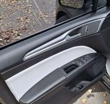 Сірий Форд Фьюжен, об'ємом двигуна 2.49 л та пробігом 198 тис. км за 9800 $, фото 9 на Automoto.ua