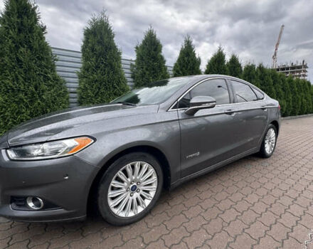 Серый Форд Фьюжн, объемом двигателя 2 л и пробегом 202 тыс. км за 12000 $, фото 2 на Automoto.ua